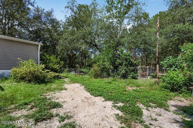 101 POND Circle, Interlachen, FL 32148