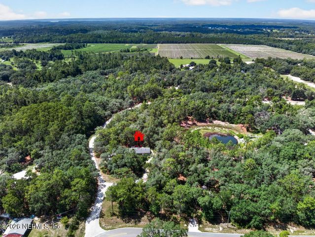 101 POND Circle, Interlachen, FL 32148