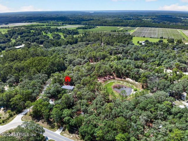 101 POND Circle, Interlachen, FL 32148
