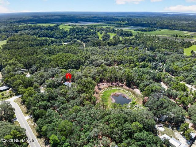 101 POND Circle, Interlachen, FL 32148