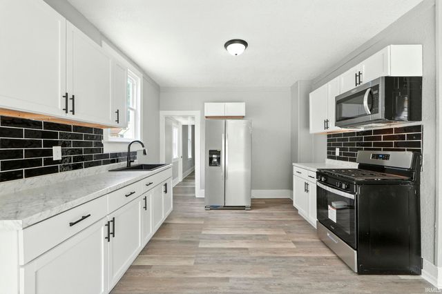 1653 Rosemont Drive, Fort Wayne, IN 46808