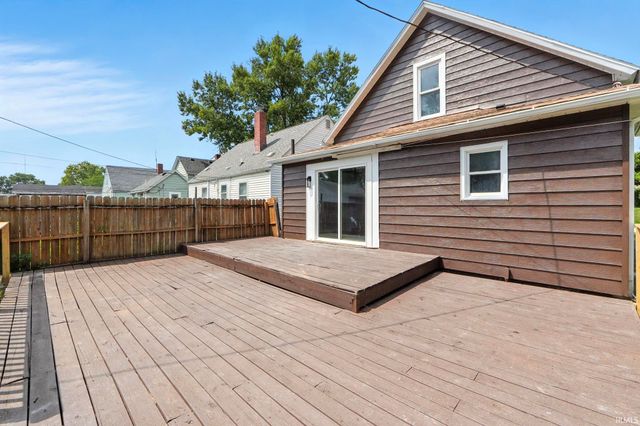 1653 Rosemont Drive, Fort Wayne, IN 46808