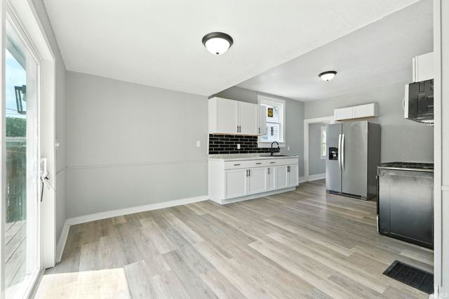 1653 Rosemont Drive, Fort Wayne, IN 46808