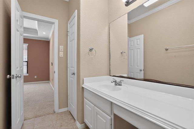 11638 Royal Oaks View, Houston, TX 77082