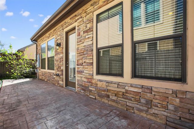 11638 Royal Oaks View, Houston, TX 77082