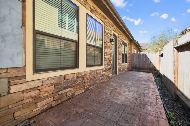 11638 Royal Oaks View, Houston, TX 77082