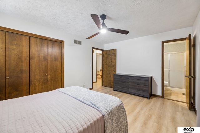 4840 S 65th Street, Lincoln, NE 68516