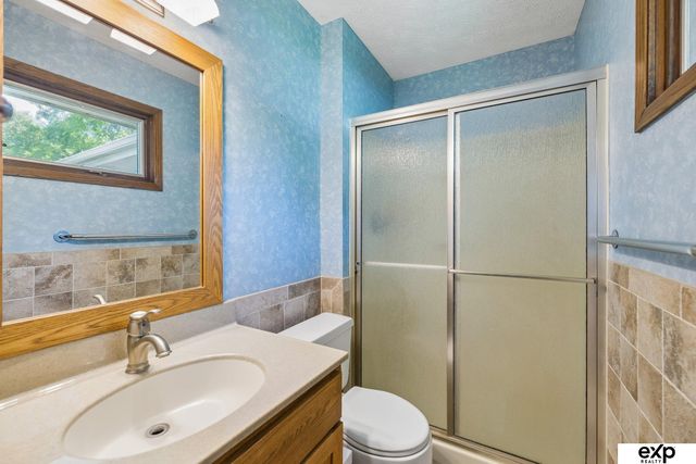 4840 S 65th Street, Lincoln, NE 68516