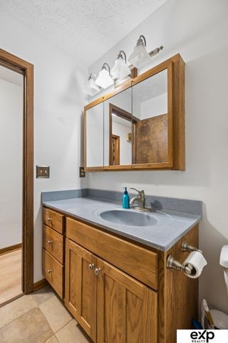 4840 S 65th Street, Lincoln, NE 68516