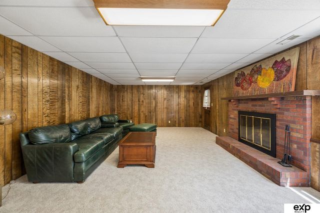 4840 S 65th Street, Lincoln, NE 68516