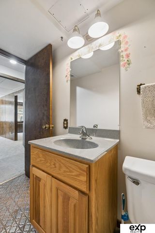 4840 S 65th Street, Lincoln, NE 68516