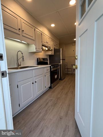 25 S SYCAMORE ST, Wilmington, DE 19805