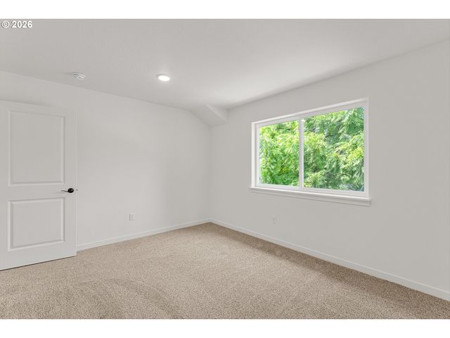 14142 Holcomb Blvd, Oregon City, OR 97045