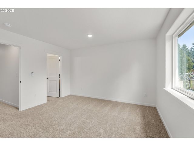 14142 Holcomb Blvd, Oregon City, OR 97045