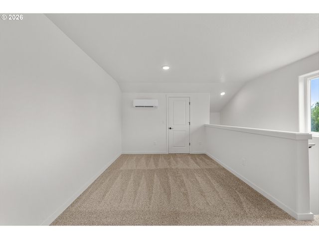14142 Holcomb Blvd, Oregon City, OR 97045