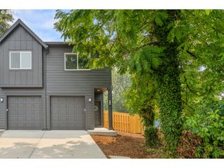 14142 Holcomb Blvd, Oregon City, OR 97045