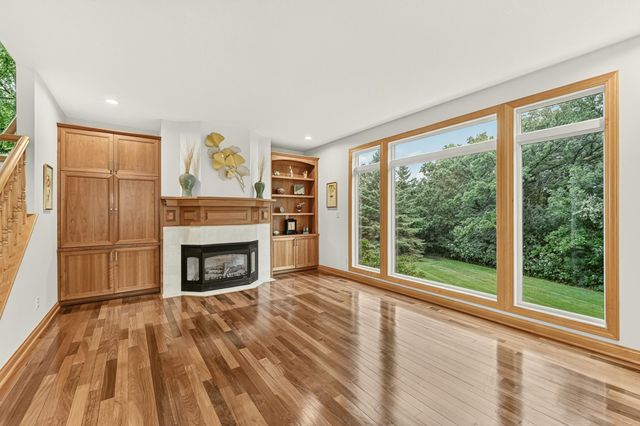 5015 Regal Oak Lane SW, Rochester, MN 55902