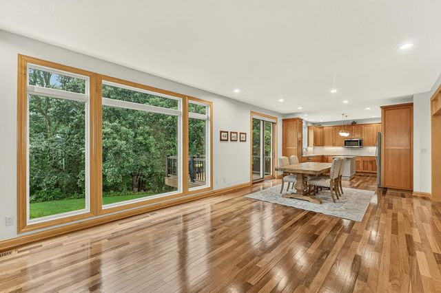 5015 Regal Oak Lane SW, Rochester, MN 55902