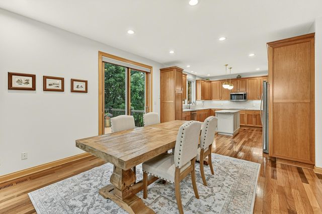 5015 Regal Oak Lane SW, Rochester, MN 55902