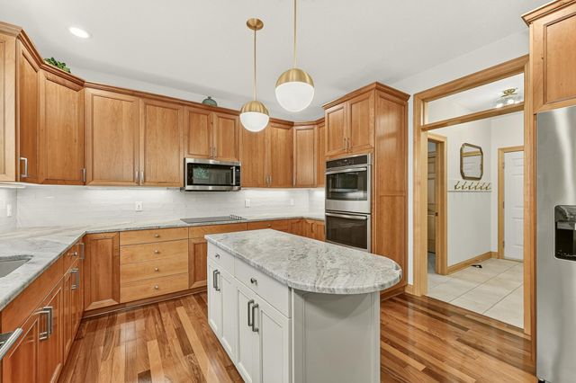 5015 Regal Oak Lane SW, Rochester, MN 55902
