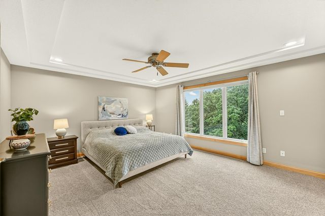 5015 Regal Oak Lane SW, Rochester, MN 55902