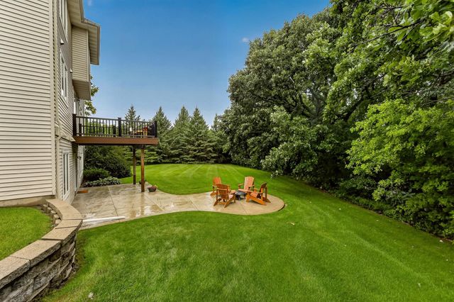 5015 Regal Oak Lane SW, Rochester, MN 55902