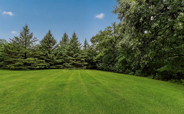 5015 Regal Oak Lane SW, Rochester, MN 55902