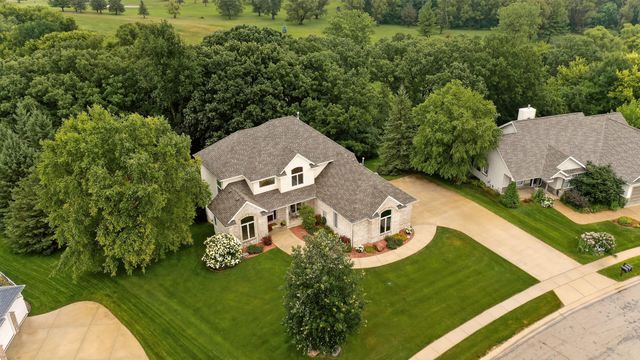 5015 Regal Oak Lane SW, Rochester, MN 55902