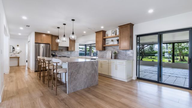 4761 SW 72nd Avenue, Davie, FL 33314