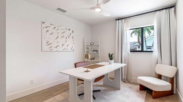 4761 SW 72nd Avenue, Davie, FL 33314