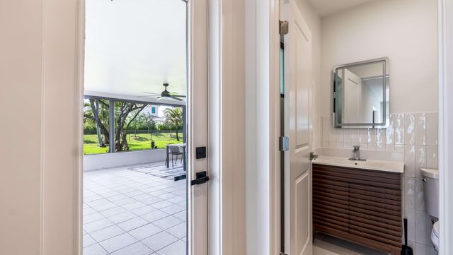 4761 SW 72nd Avenue, Davie, FL 33314