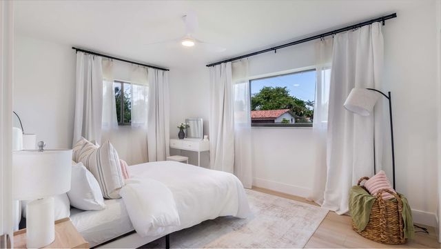 4761 SW 72nd Avenue, Davie, FL 33314