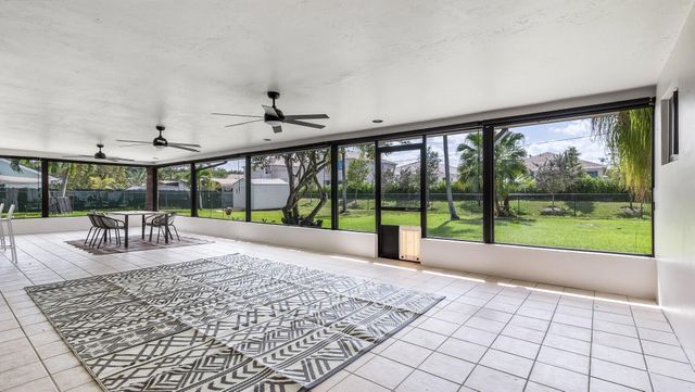 4761 SW 72nd Avenue, Davie, FL 33314