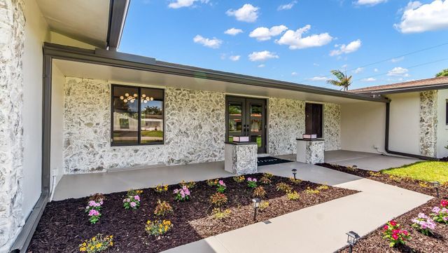 4761 SW 72nd Avenue, Davie, FL 33314