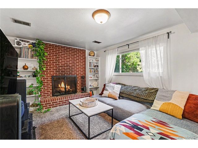 2986 S Whiting Way, Denver, CO 80231
