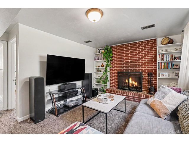 2986 S Whiting Way, Denver, CO 80231