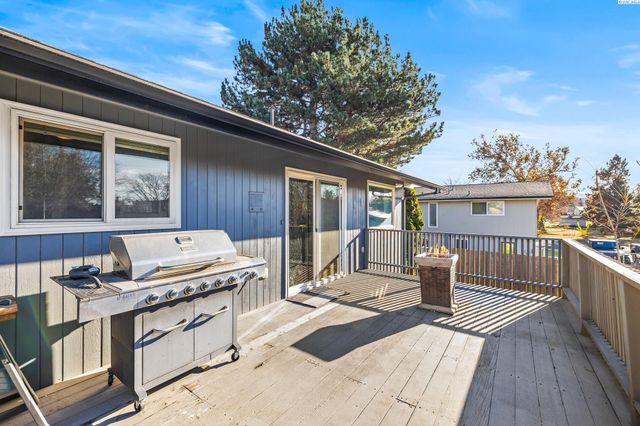 3124 S Cascade St, Kennewick, WA 99337
