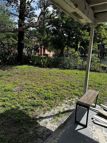 5221 NW 15th Ct, Lauderhill, FL 33313