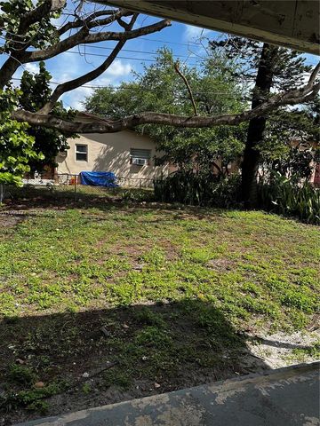 5221 NW 15th Ct, Lauderhill, FL 33313