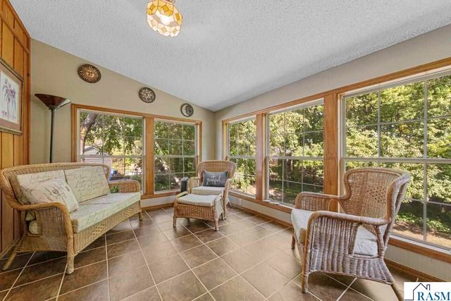 117 Marquette Avenue, North Mankato, MN 56003