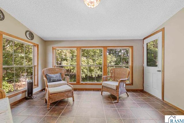 117 Marquette Avenue, North Mankato, MN 56003