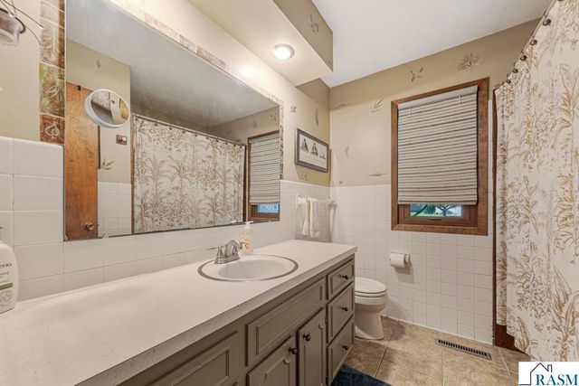 117 Marquette Avenue, North Mankato, MN 56003