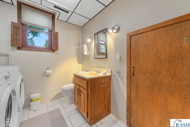 117 Marquette Avenue, North Mankato, MN 56003