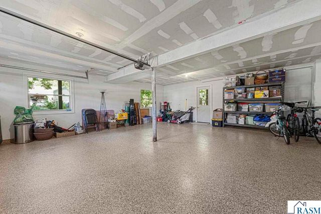 117 Marquette Avenue, North Mankato, MN 56003