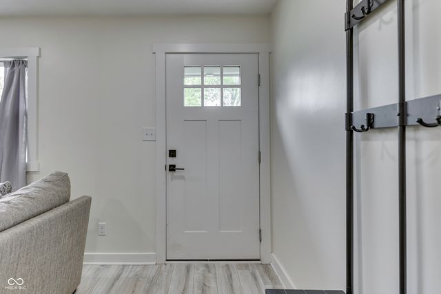 419 Hollybrook Drive, New Whiteland, IN 46184