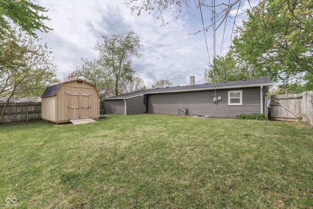 419 Hollybrook Drive, New Whiteland, IN 46184
