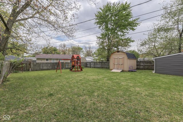 419 Hollybrook Drive, New Whiteland, IN 46184