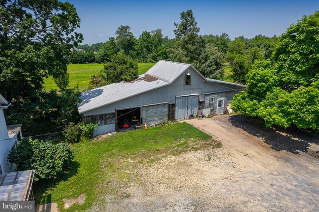 433 LINCOLN RD, Pilesgrove, NJ 08098