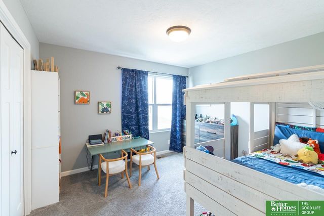 10217 S 109 Street, Papillion, NE 68046