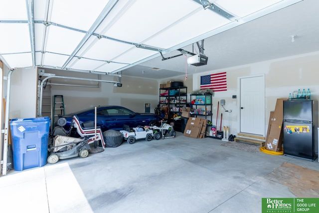 10217 S 109 Street, Papillion, NE 68046